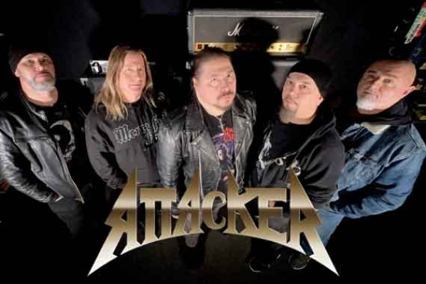 ATTACKER nach acht Jahren zurück mit neuem Album «The God Particle» und Lyric-Video «The Mighty Have Fallen»