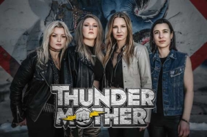 THUNDERMOTHER läuten das neue Jahr mit Video-Single «Bright Eyes» ein, aus kommenden Studio-Album «Dirty & Divine»