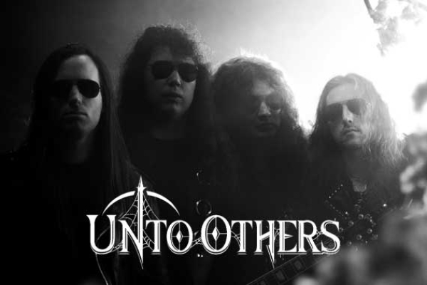 UNTO OTHERS melden sich mit neuer Single &amp; Video zum Song «Butterfly» zurück! Weitere, neue Musik erscheint noch 2024