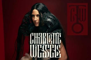 CHARLOTTE WESSELS stellt, zusammen mit Simone Simons von Epica, die dritte Single «Dopamine» mit Video vor